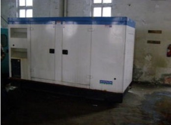 城口康明斯150kw大型柴油二手发电机组