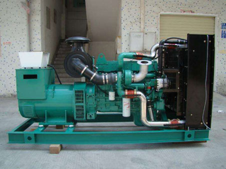 城口1100kw康明斯柴油发电机组
